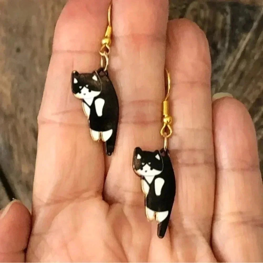 Black & White Tabby Kitty Cat Gold Enamel Earrings NWT